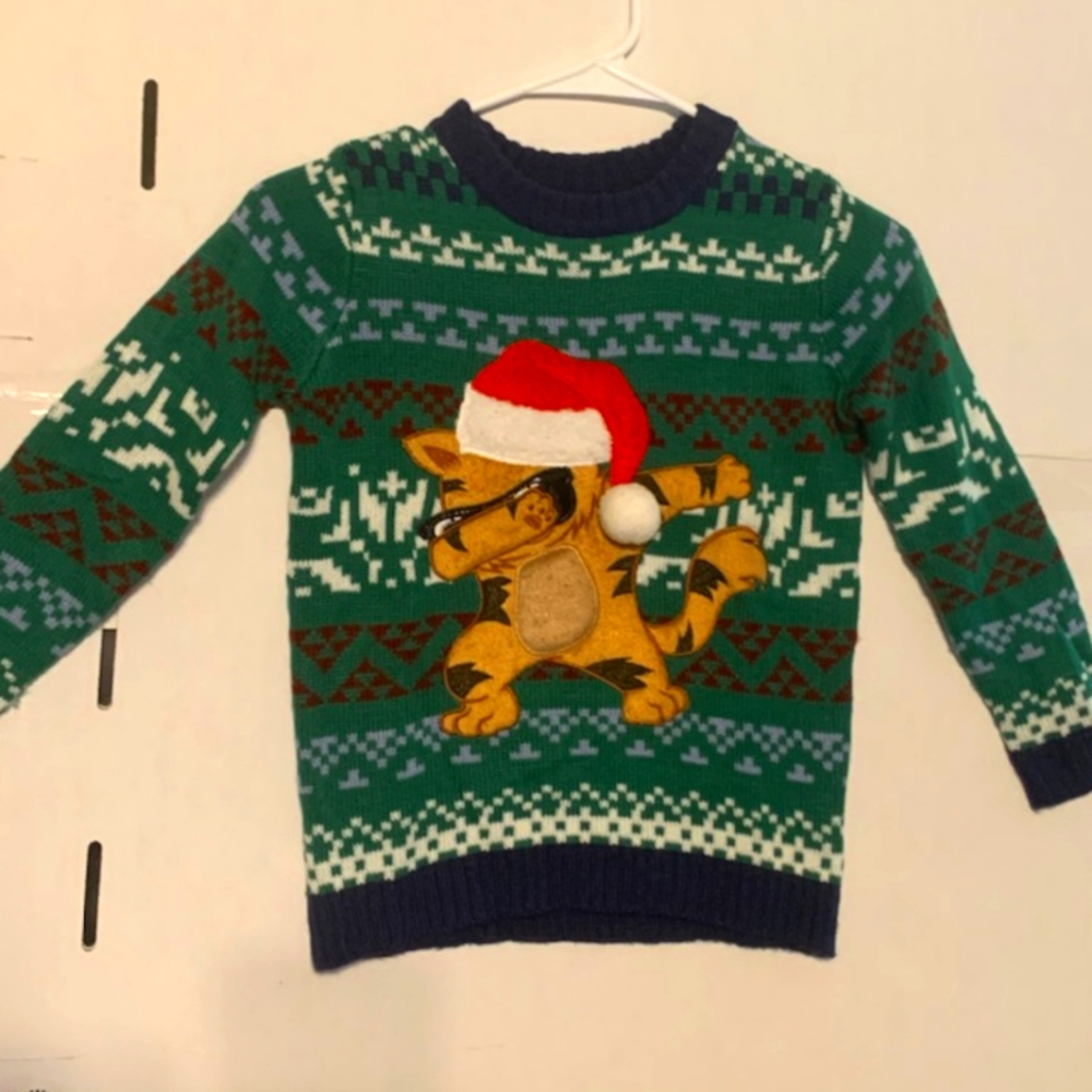 Like New. Boys Size 4/5. Holiday Sweater. Dabbing Cat. "Ugly Sweater".